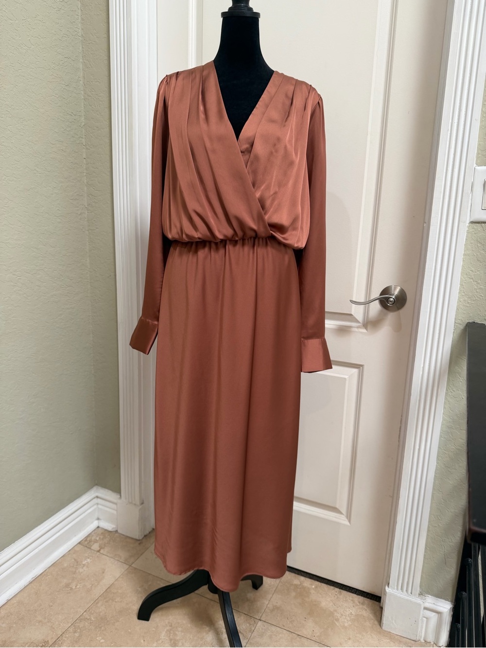 Ann Taylor Terracotta Long Sleeve Wrap-Style Midi Dress NWOT